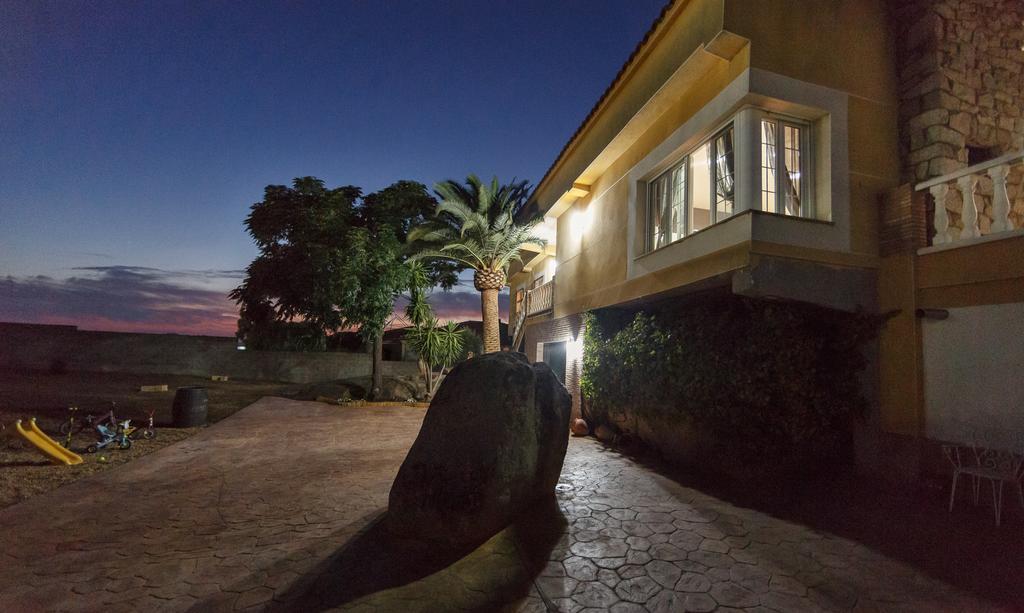 Casa Rural La Piedra De Juana Malpartida de Cáceres Exterior photo
